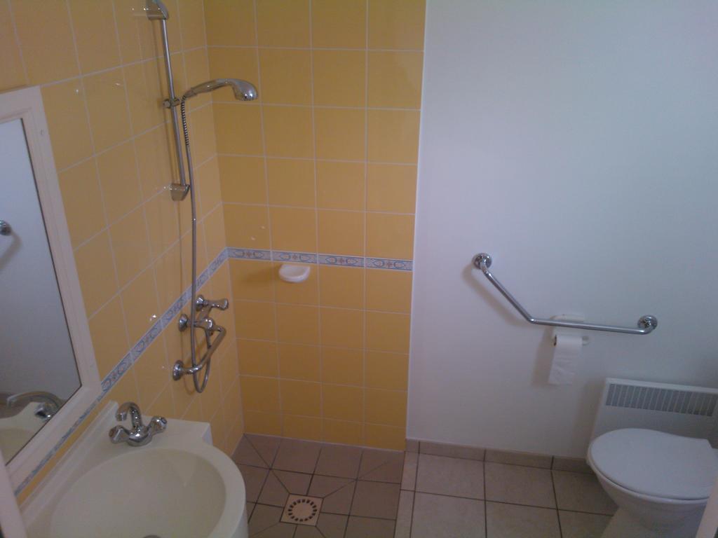 3 Bedrooms Holiday Home Golf Resort Port-Bourgenay Talmont-Saint-Hilaire Номер фото
